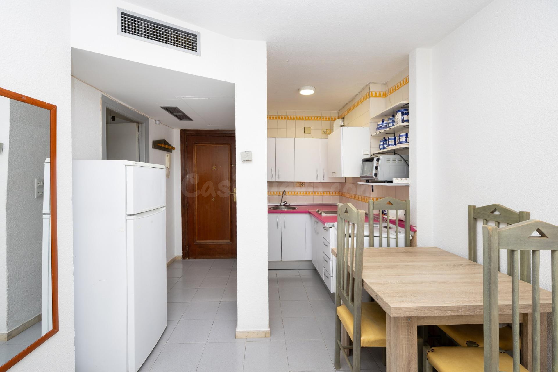 PISO DE 1 DORMITORIO CON TERRAZA Y EXCELENTE UBICACIÓN JUNTO - foto 4