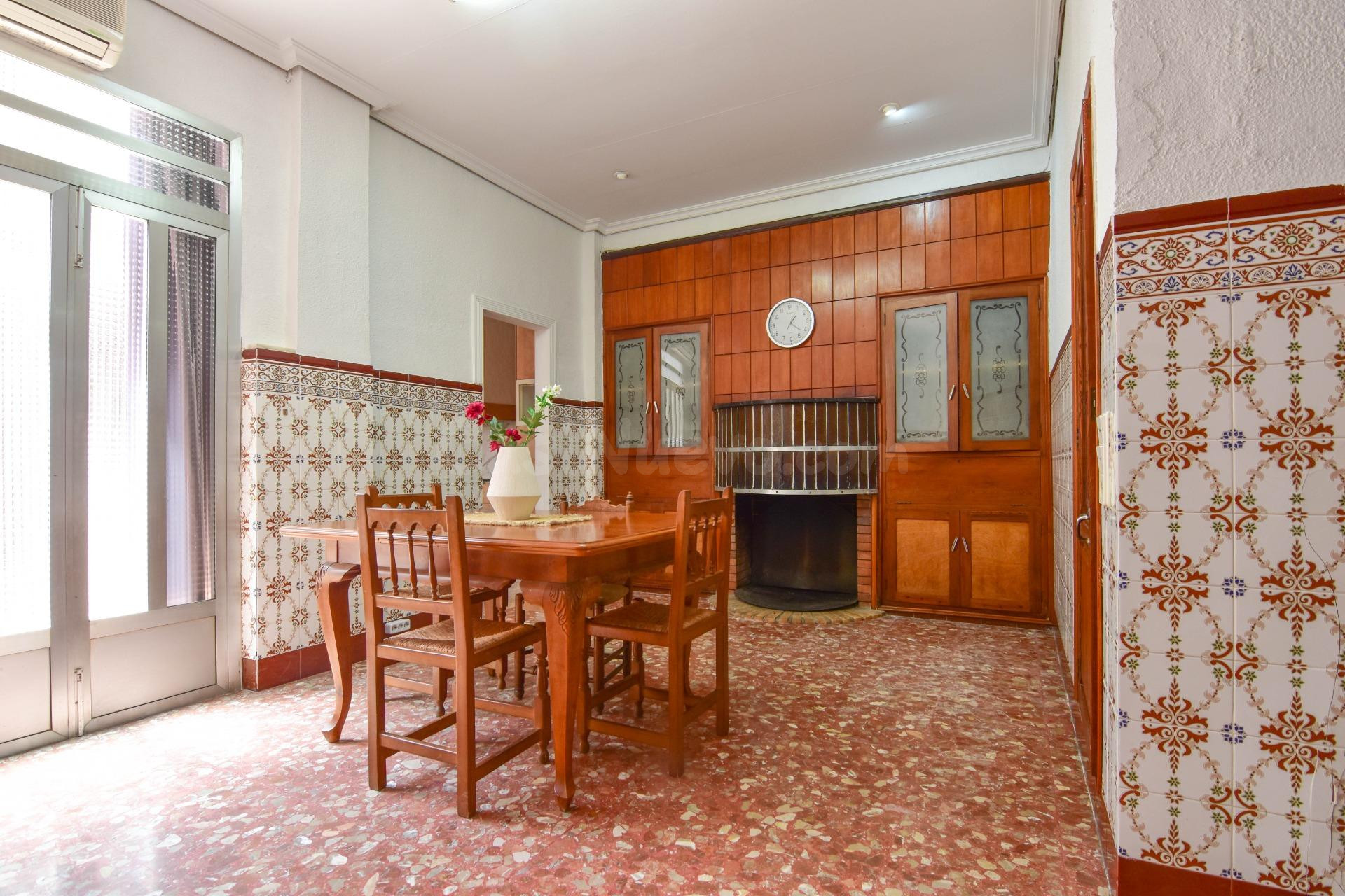 CASA EN ALQUILER EN EL CENTRO DE PUÇOL