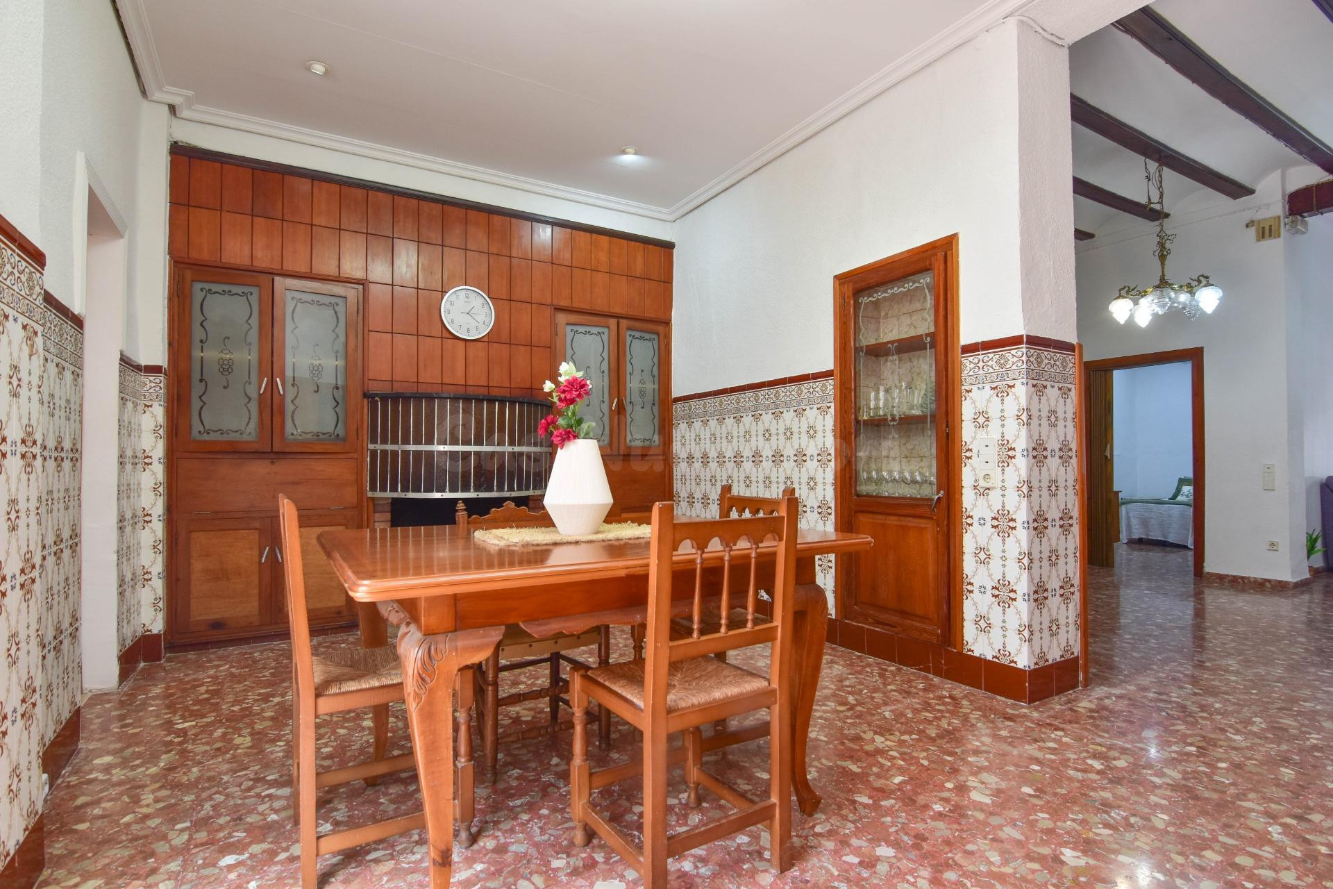CASA EN ALQUILER EN EL CENTRO DE PUÇOL - foto 2