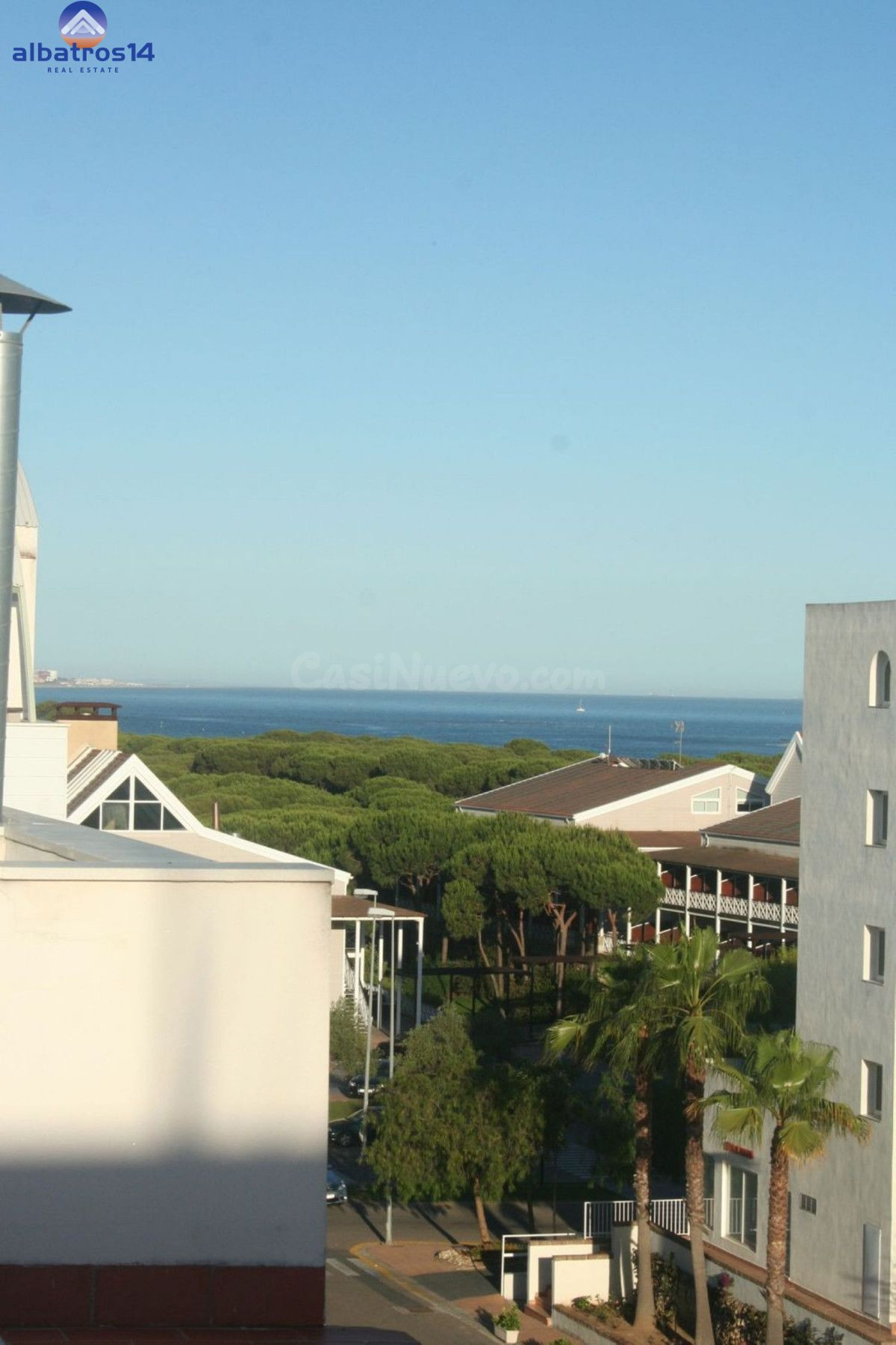 Apartamento en Nuevo Portil, Urbanización Hoyo 19. - foto 3