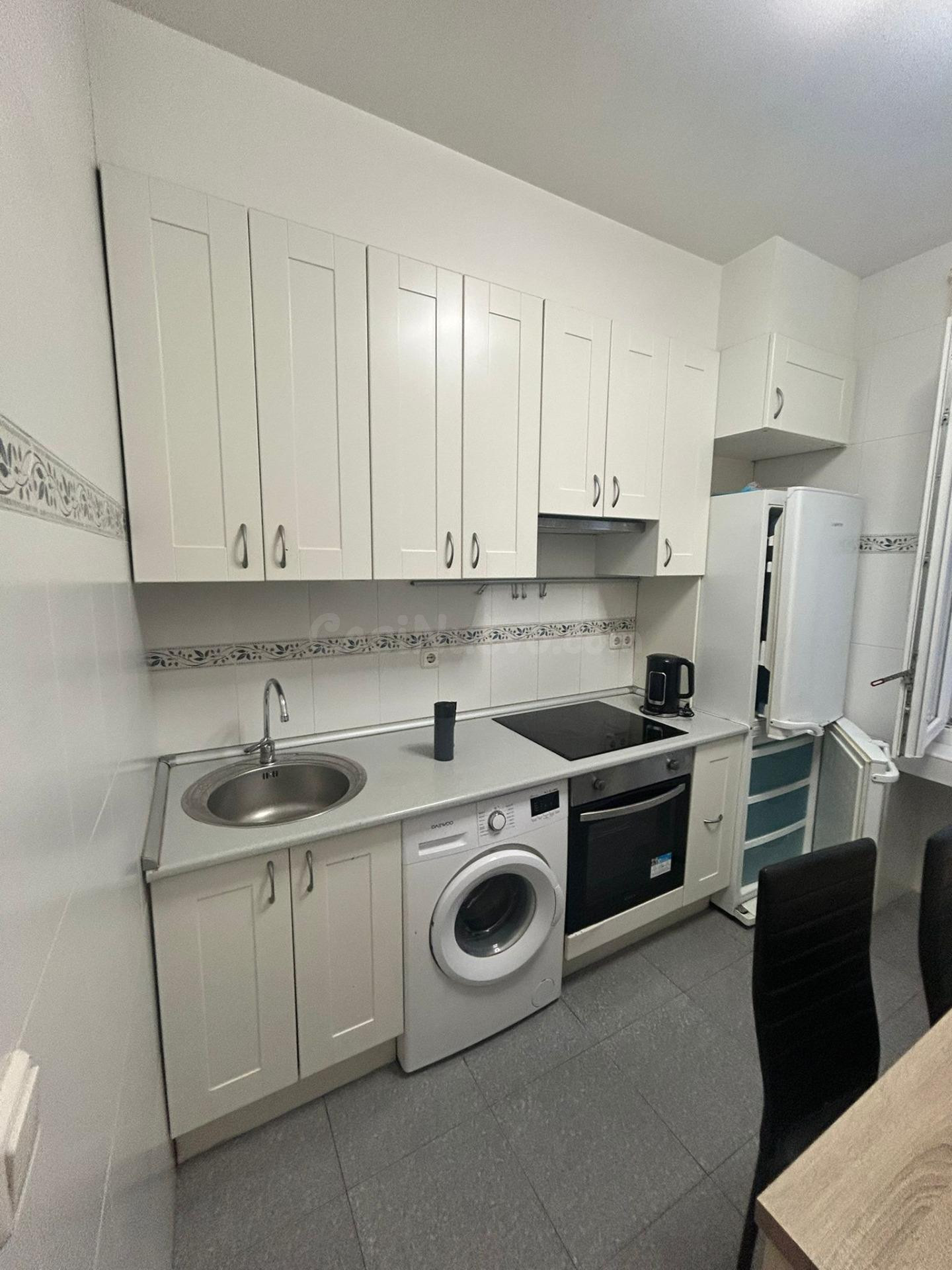 Apartamento 1 habitación 50m² en alquiler - Antiguo - foto 2