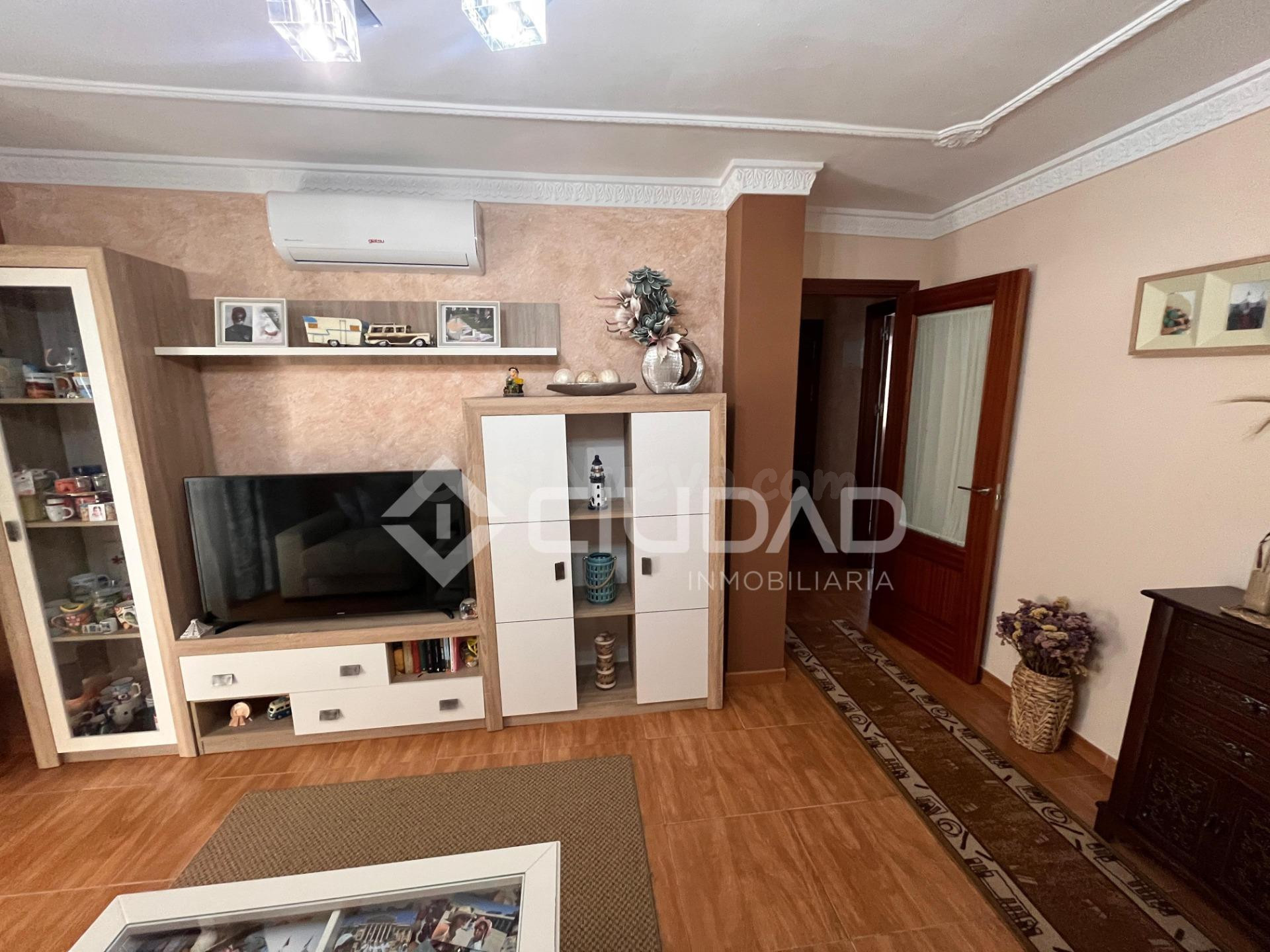 Piso en Barriada Andalucía - foto 3