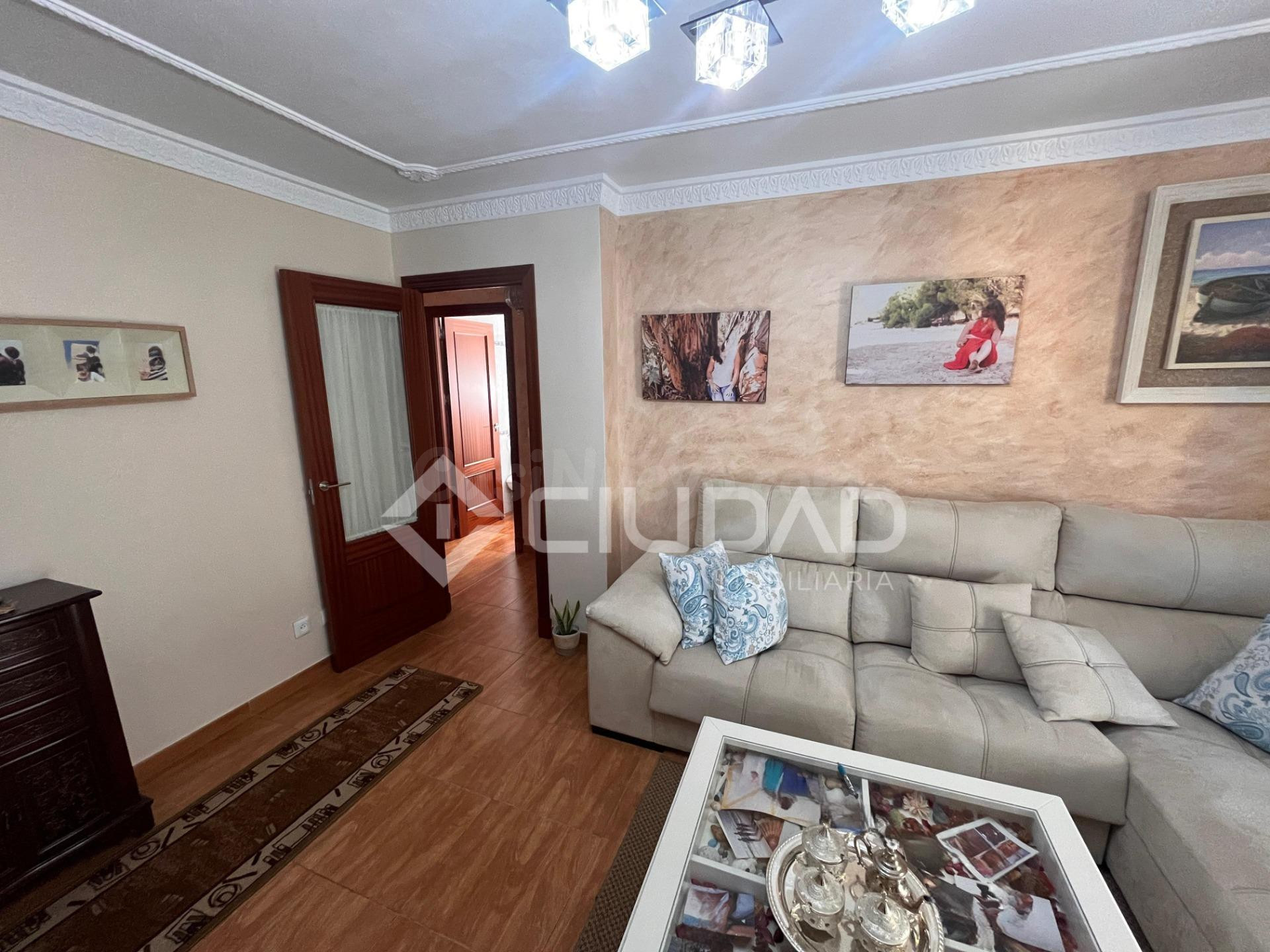 Piso en Barriada Andalucía - foto 4