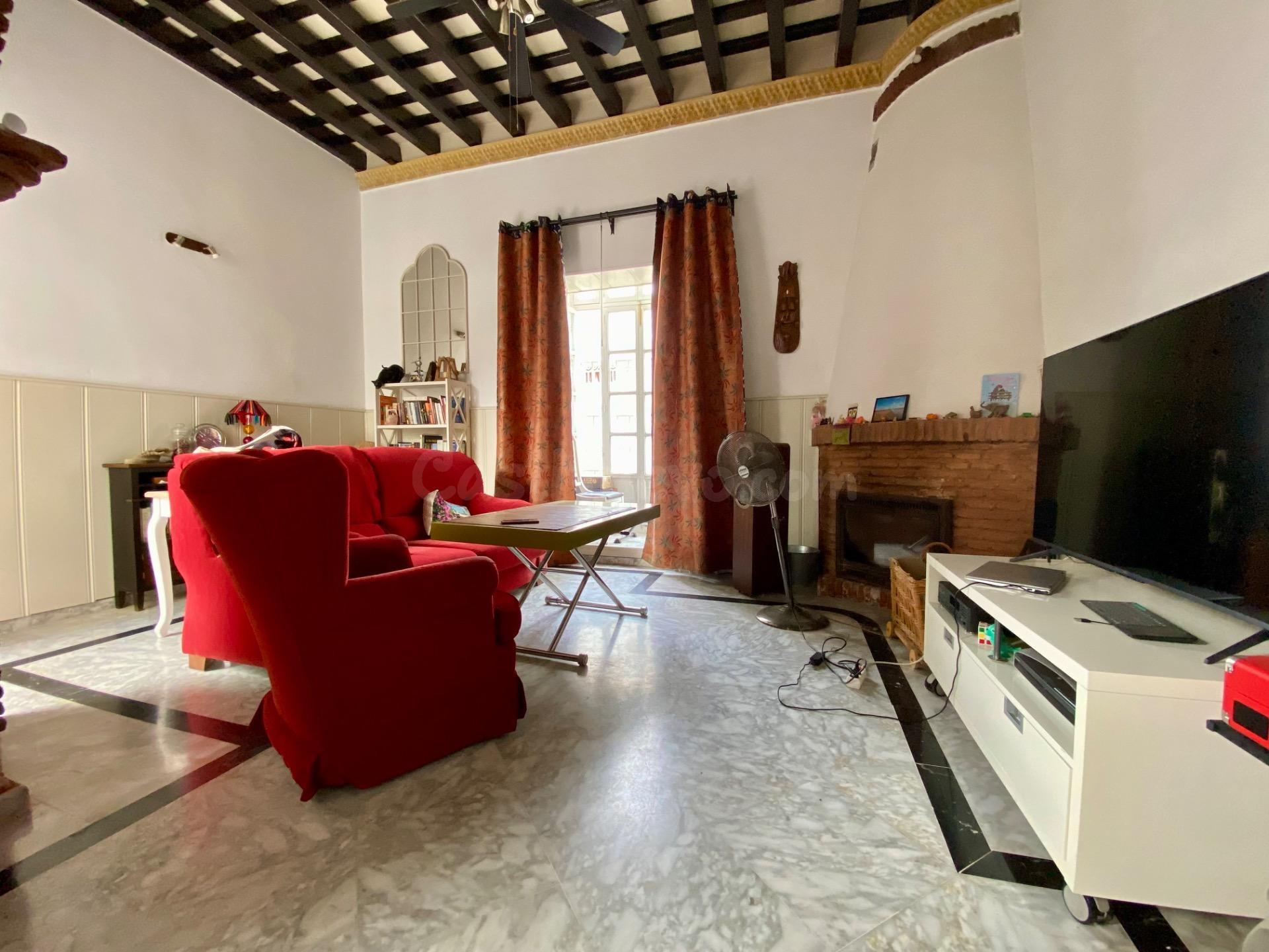 Exclusiva casa independiente de 5 dormitorios en la Alameda - foto 2