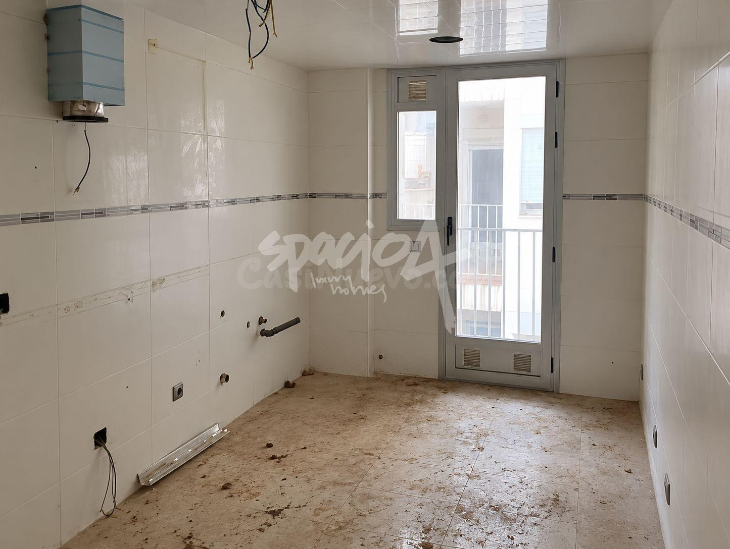 VIVIENDA A REFORMAR EN MORA D´EBRE, TARRAGONA - foto 3