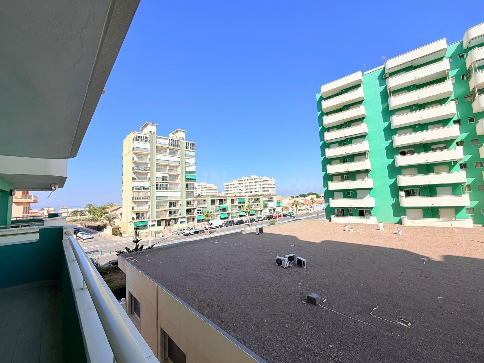 APARTAMENTO REFORMADO DE 3 DORMITORIOS EN ESMERALDA III – KM - foto 2