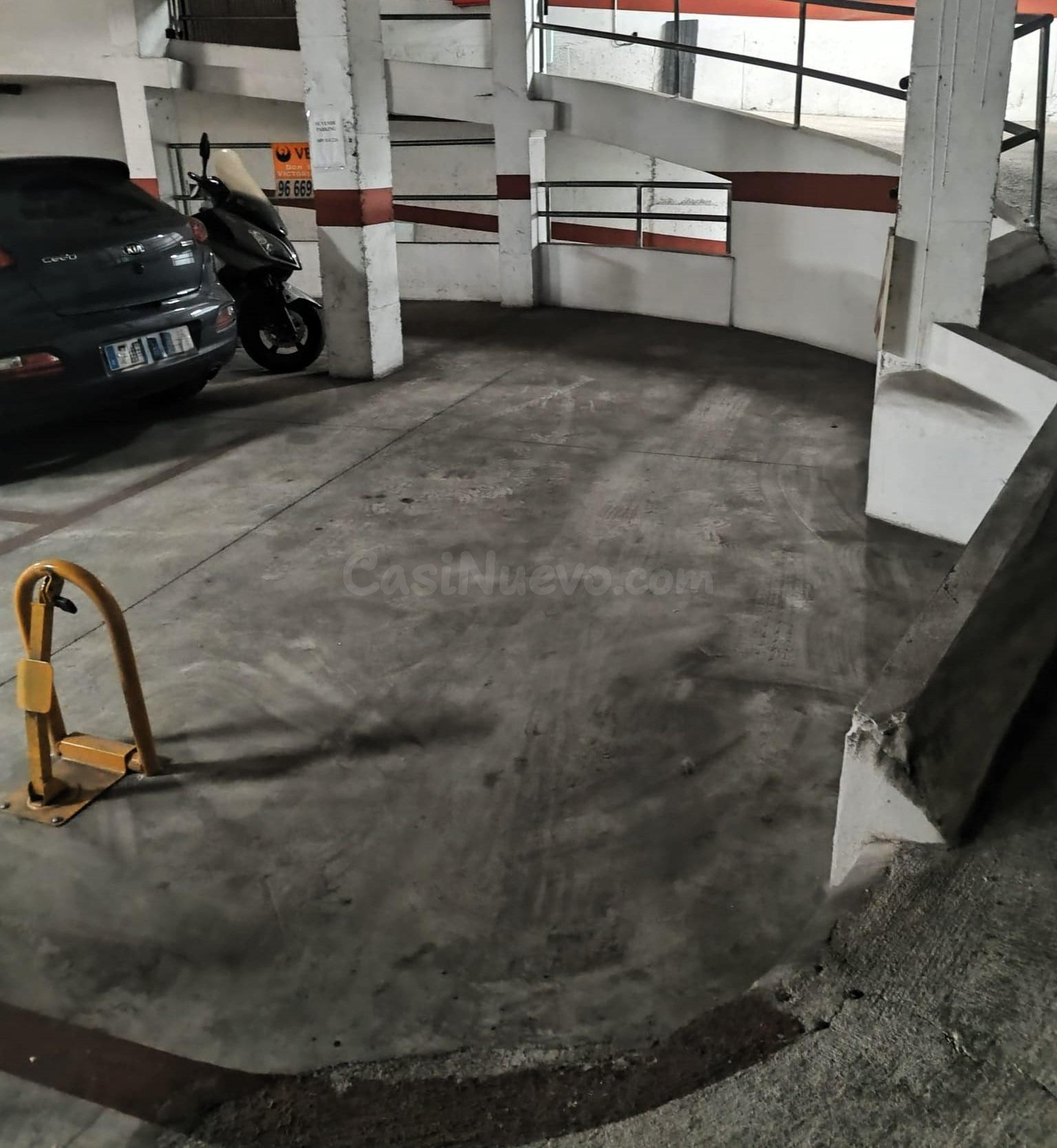 PLAZA GRANDE PARA COCHE Y MOTO - foto 3