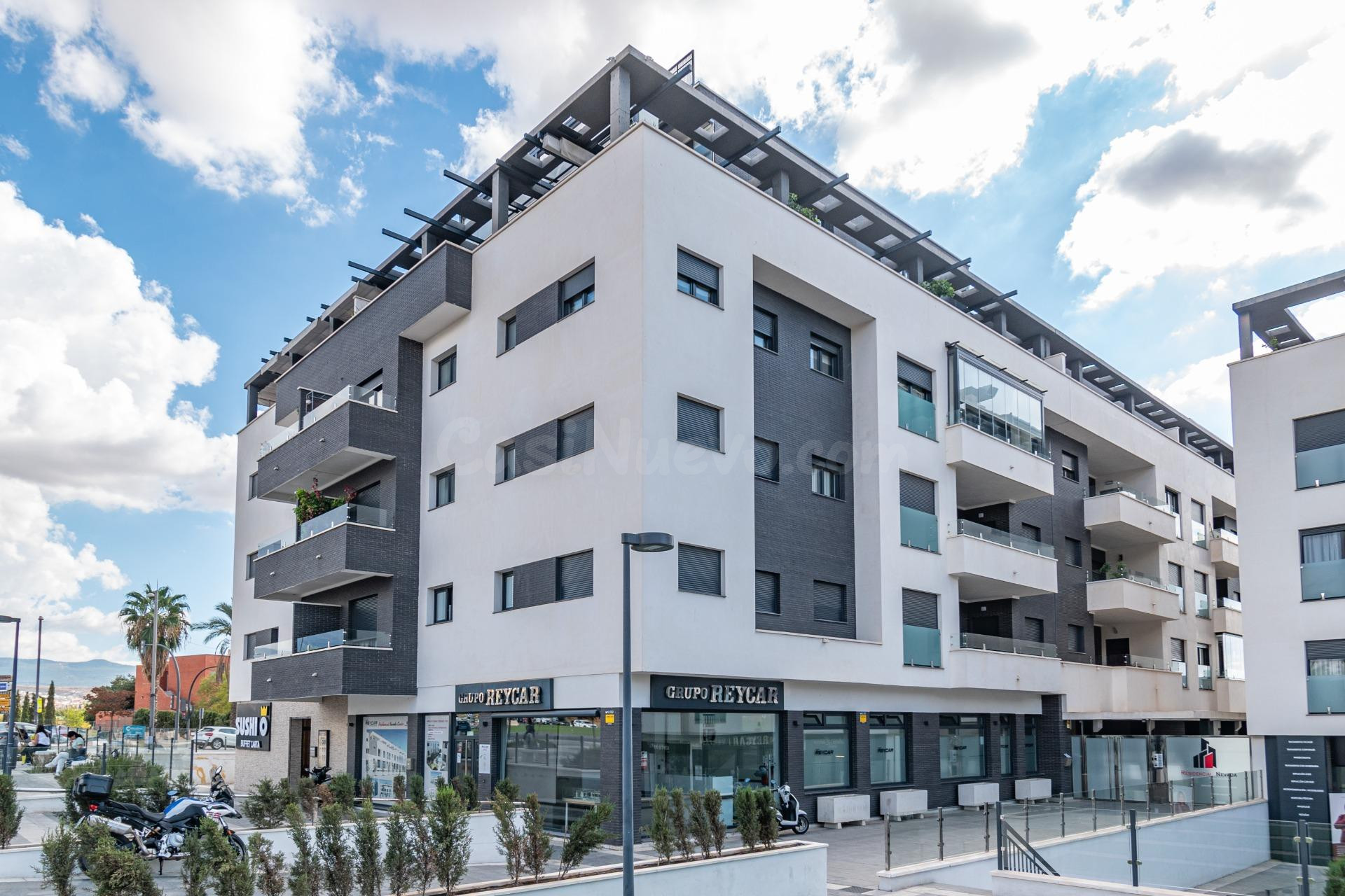 Exclusiva vivienda en Residencial Nevada — Urbanización de l - foto 3