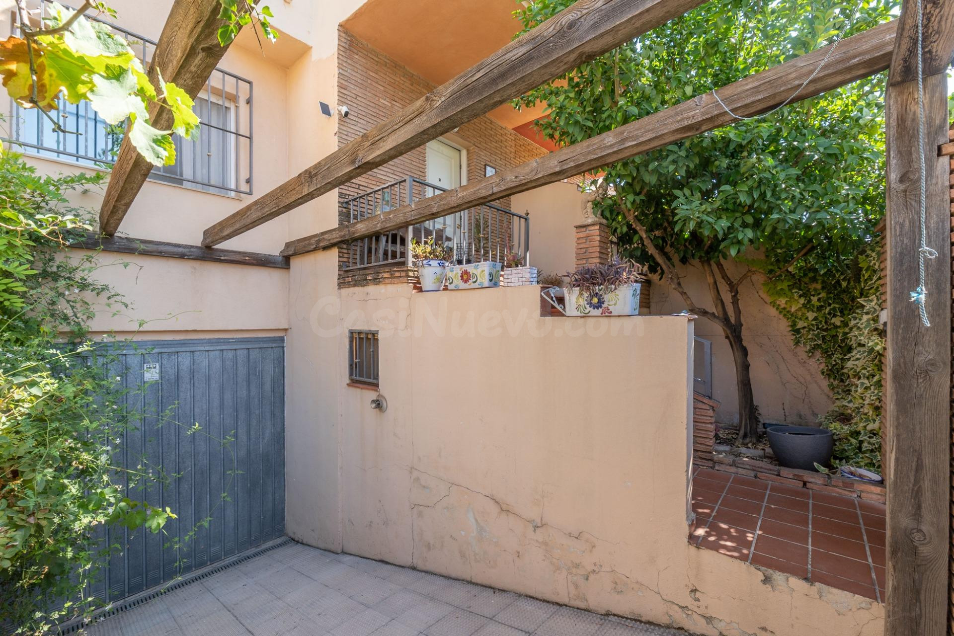 VIVIENDA UNIFAMILIAR ADOSADA EN OGIJARES - foto 2