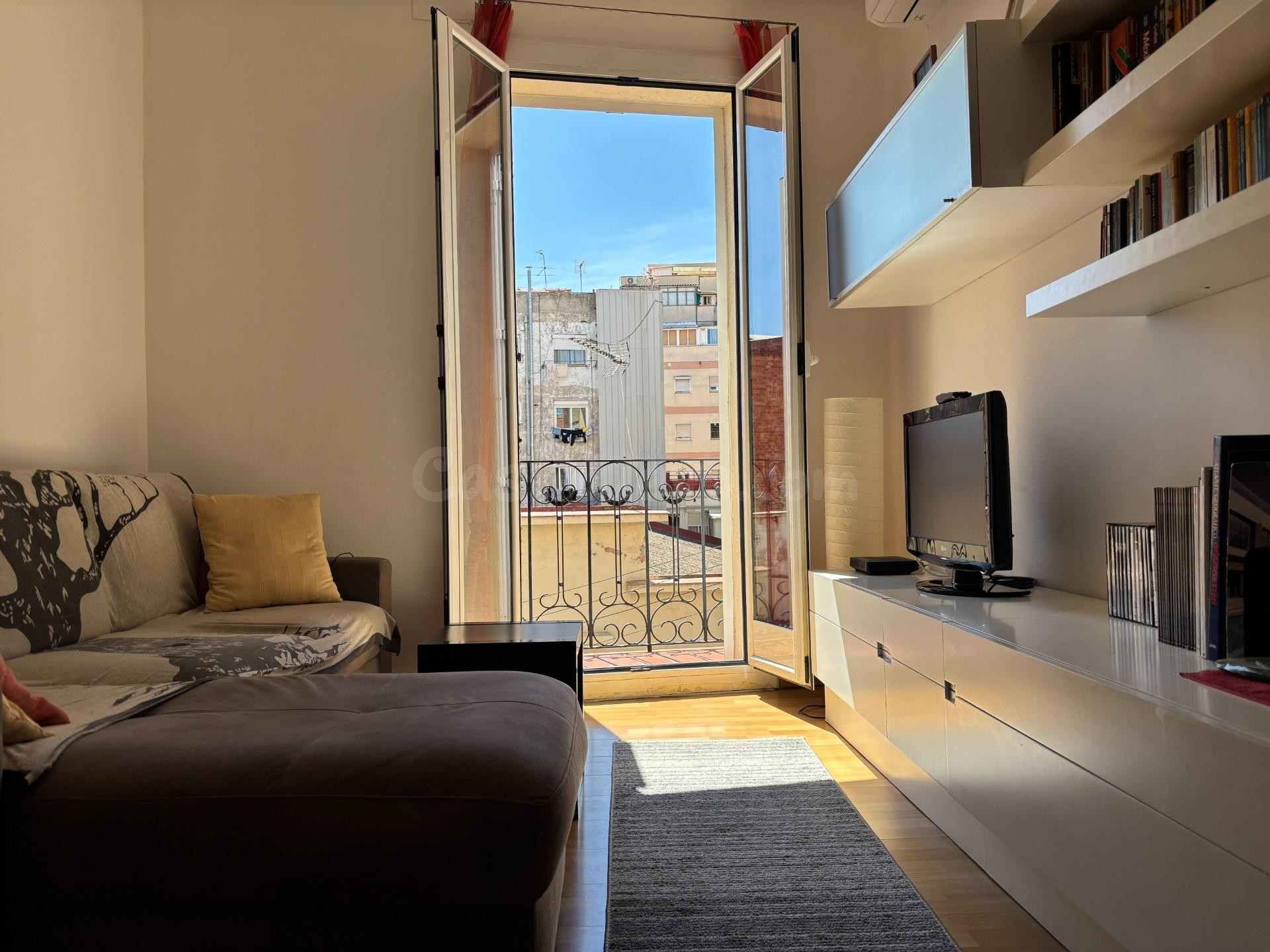 Apartamento Listo para entrar a vivir - ALQUILER TEMPORAL - foto 2