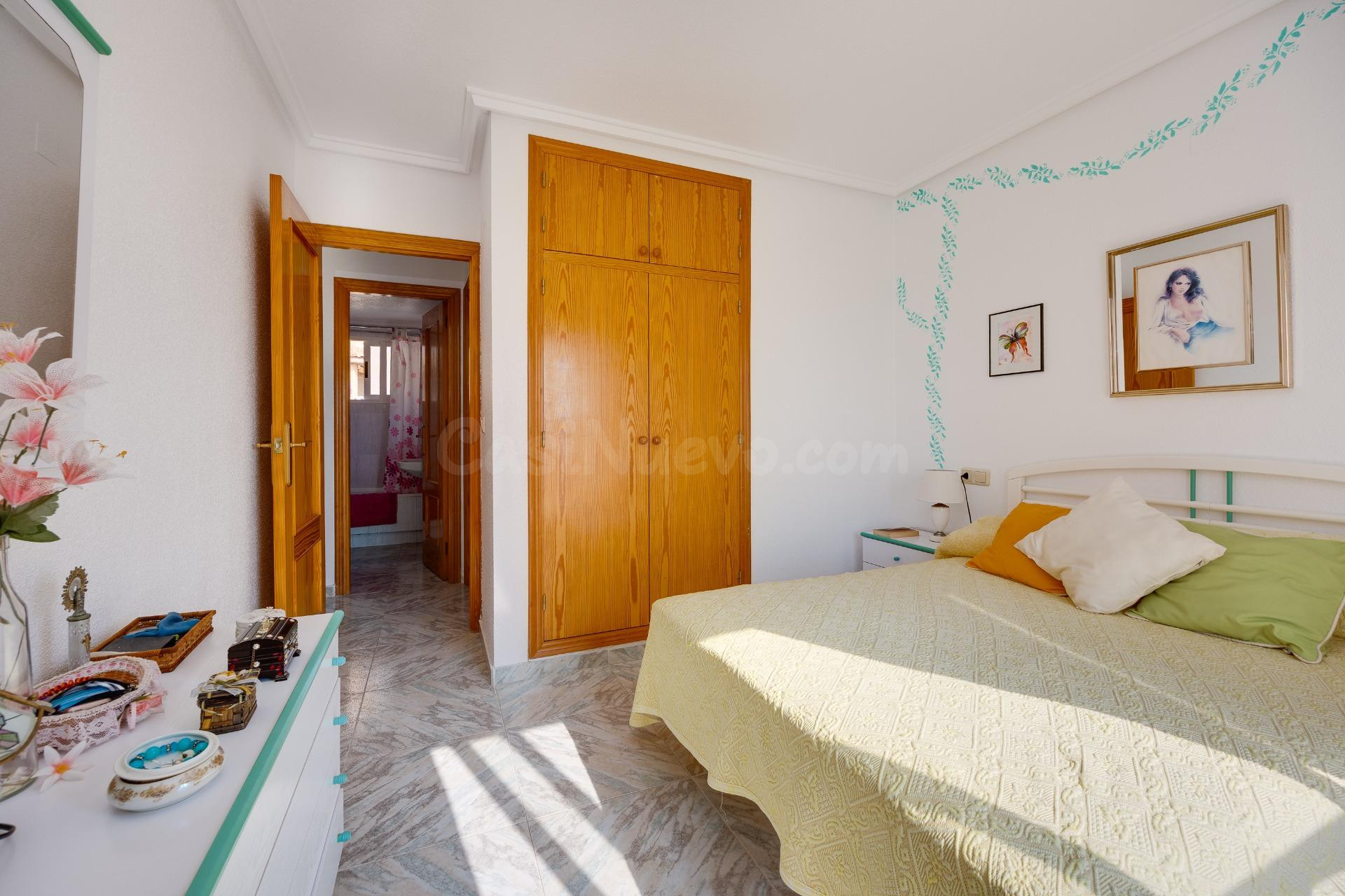 Apartamento con vistas de mar - foto 3