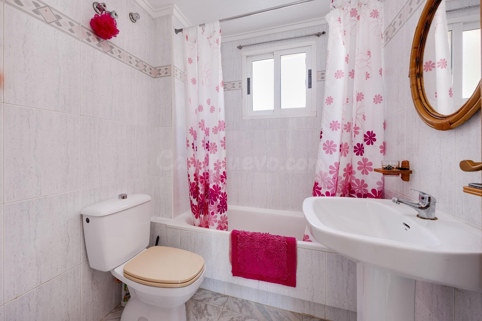 Apartamento con vistas de mar - foto 5