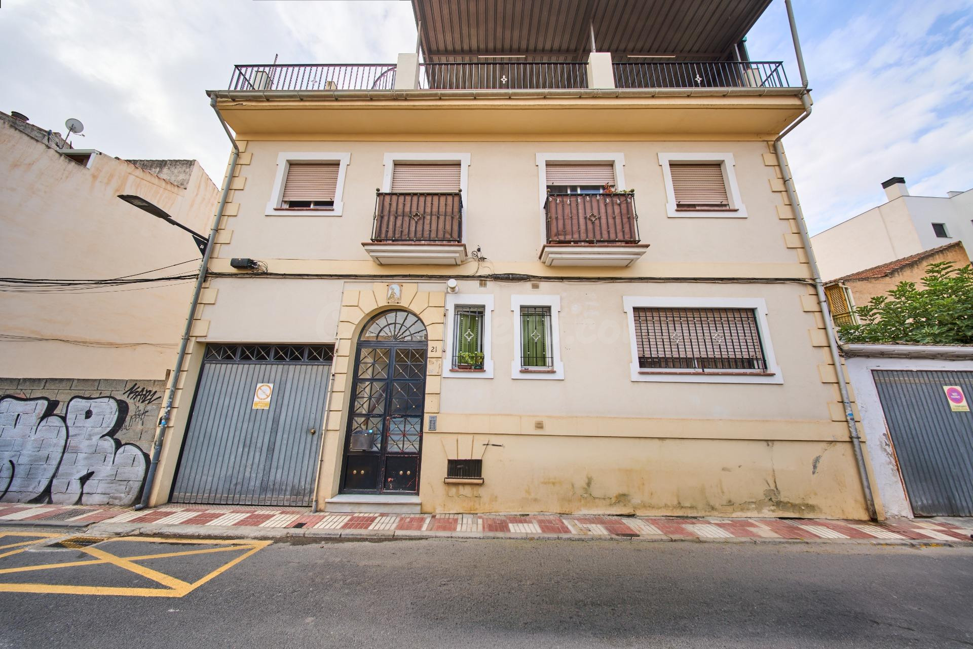 PISO EN VENTA JUNTO AL METRO DE ARMILLA. UNA UBICACIÓN QUE LO CAMBIA TODO