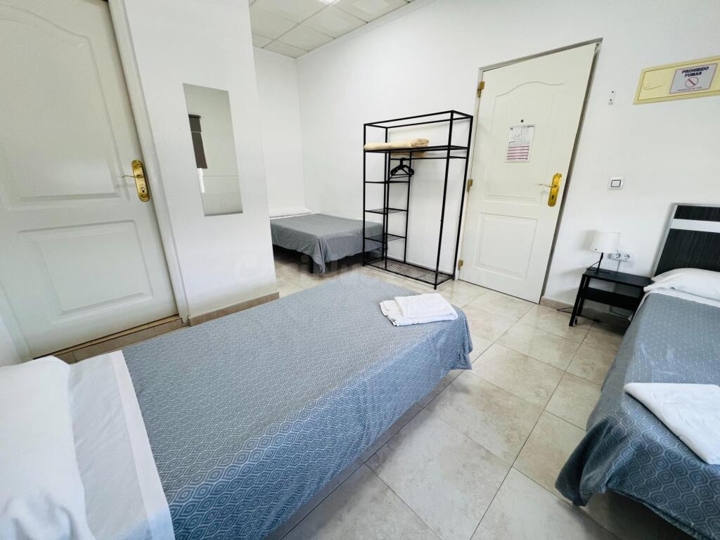 HOSTAL EN VENTA EN LA NUCÍA | ACTIVO HOTELERO CON GRAN POTENCIAL DE CRECIMIENTO - foto 4