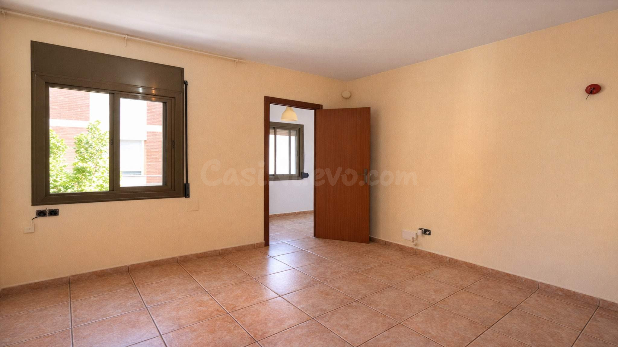 Piso luminoso de tres habitaciones en La Florida – 169.900 €