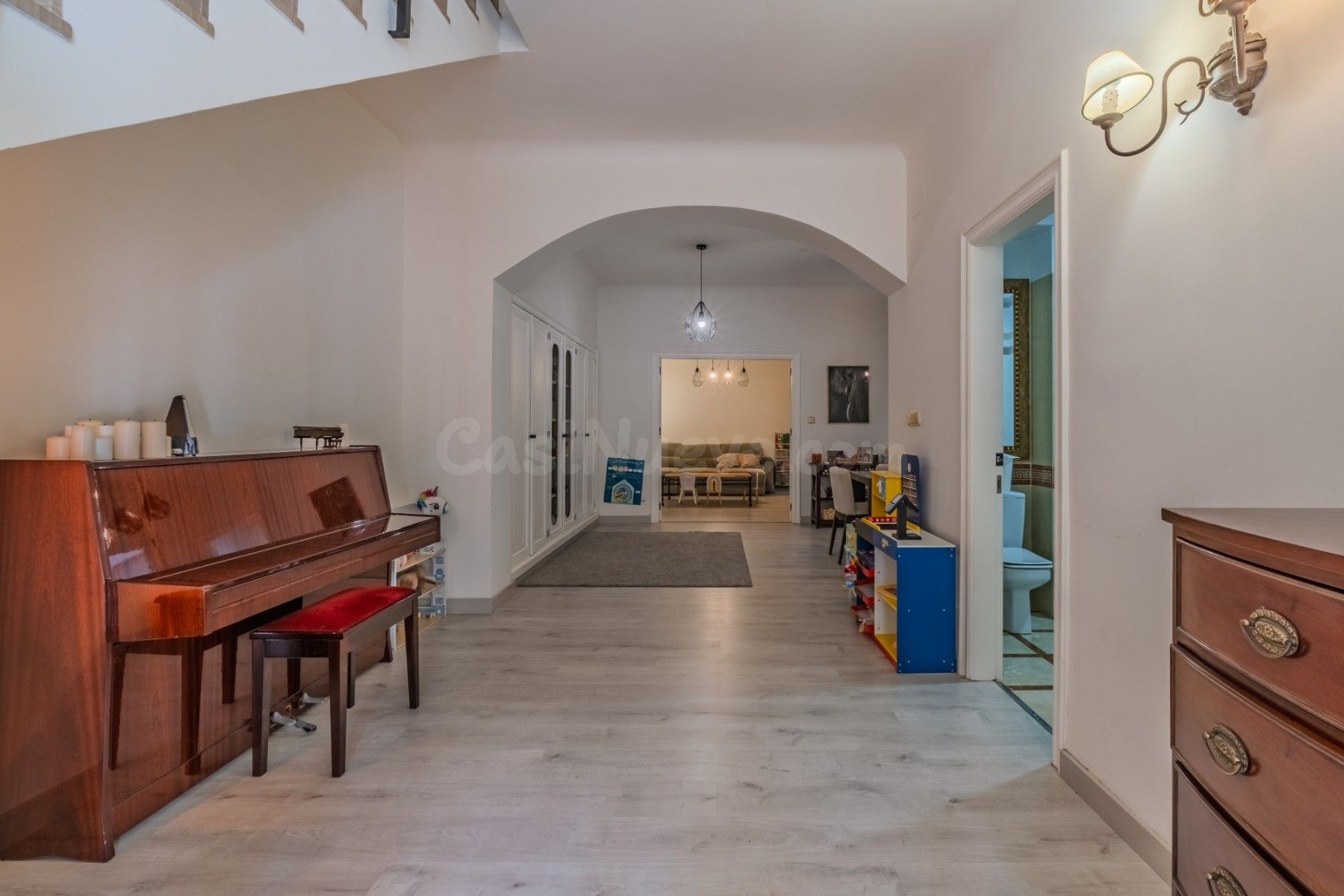 Apartamento dúplex céntrico y espacioso (aprox. 253 m2) con  - foto 3