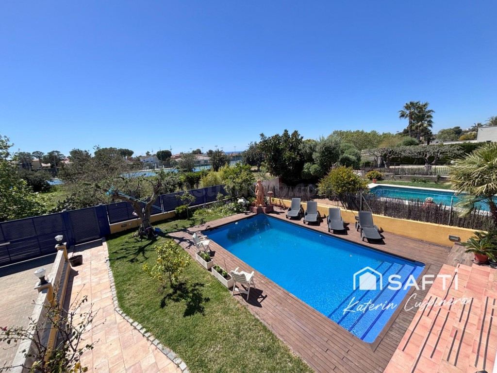 Elegante casa con Piscina en Calafell – Costa Dorada - foto 3