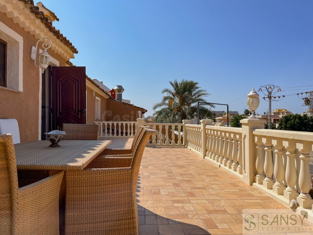 Casa-Chalet en Venta en Alicante Alicante - foto 2
