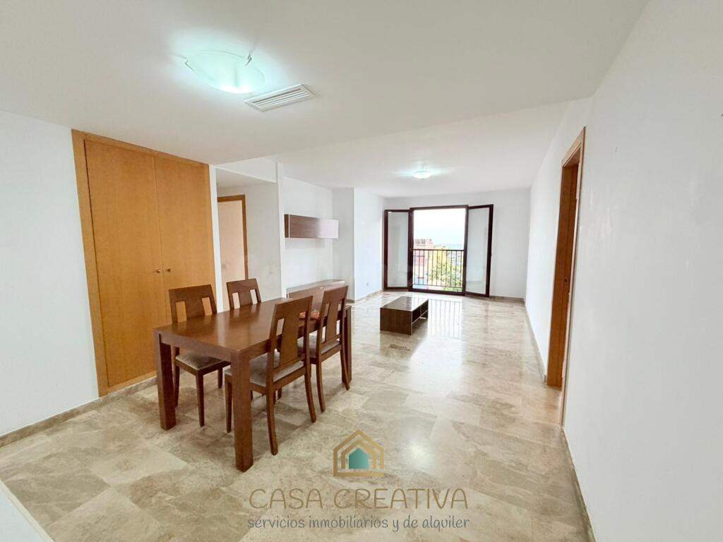 Se vende Piso de 3 dormitorios con garaje y trastero en Náqu - foto 2