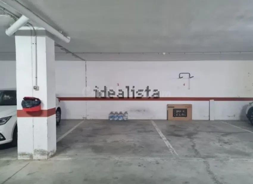 Exclusivo Garaje en Aguadulce Sur - foto 2