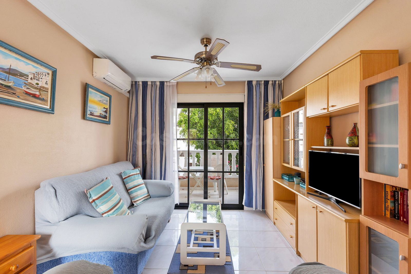 APARTAMENTO DE 2 DORMITORIOS 1 BAÑO EN PUNTA PRIMA ( ORIHUELA COSTA )