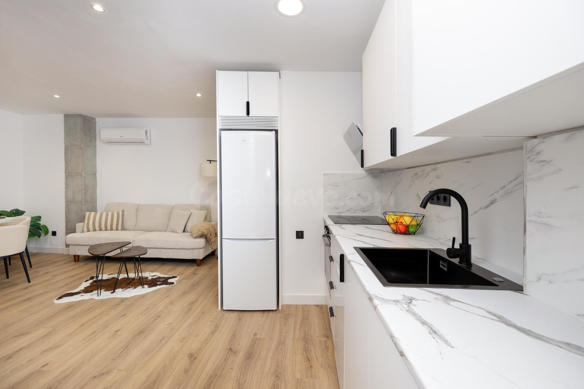 !! ESPECTACULAR VIVIENDA A ESTRENAR EN CALLE NUEVA !! - foto 5