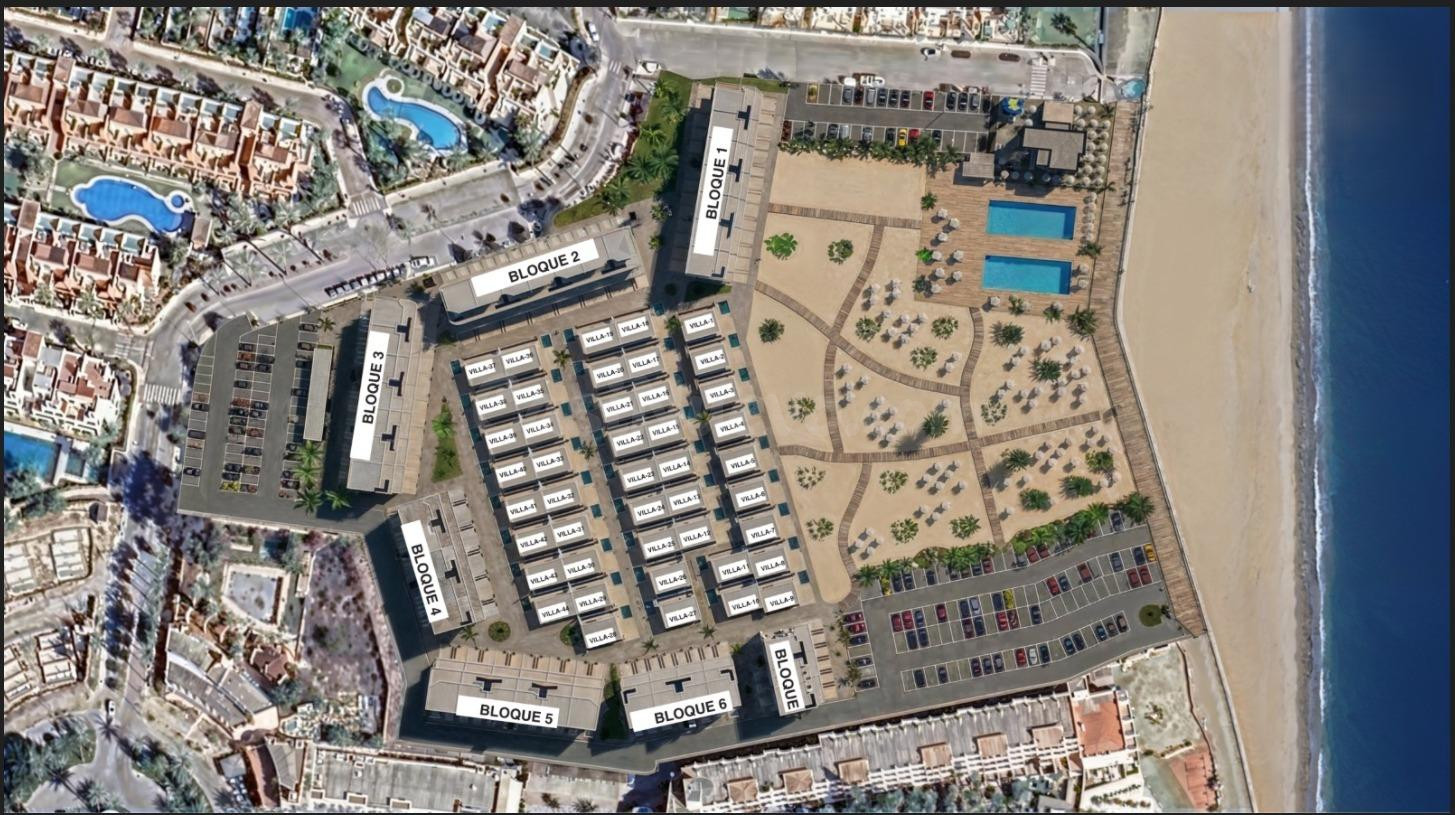 SE VENDEN APARTAMENTOS EN PRIMERA LINEA DE PLAYA VERA ALMERI - foto 2