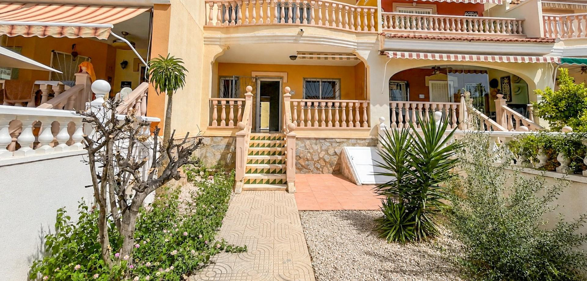Adosado 3 habitaciones 101m² en venta - Doña Pepa - foto 2