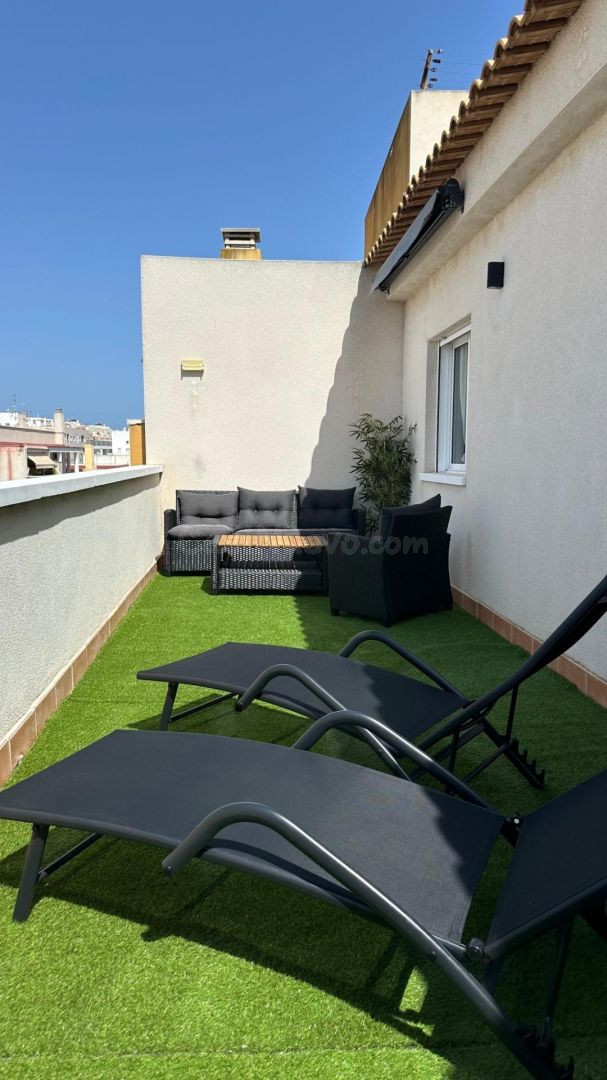 Ático 2 habitaciones 95m² en alquiler - torrevieja