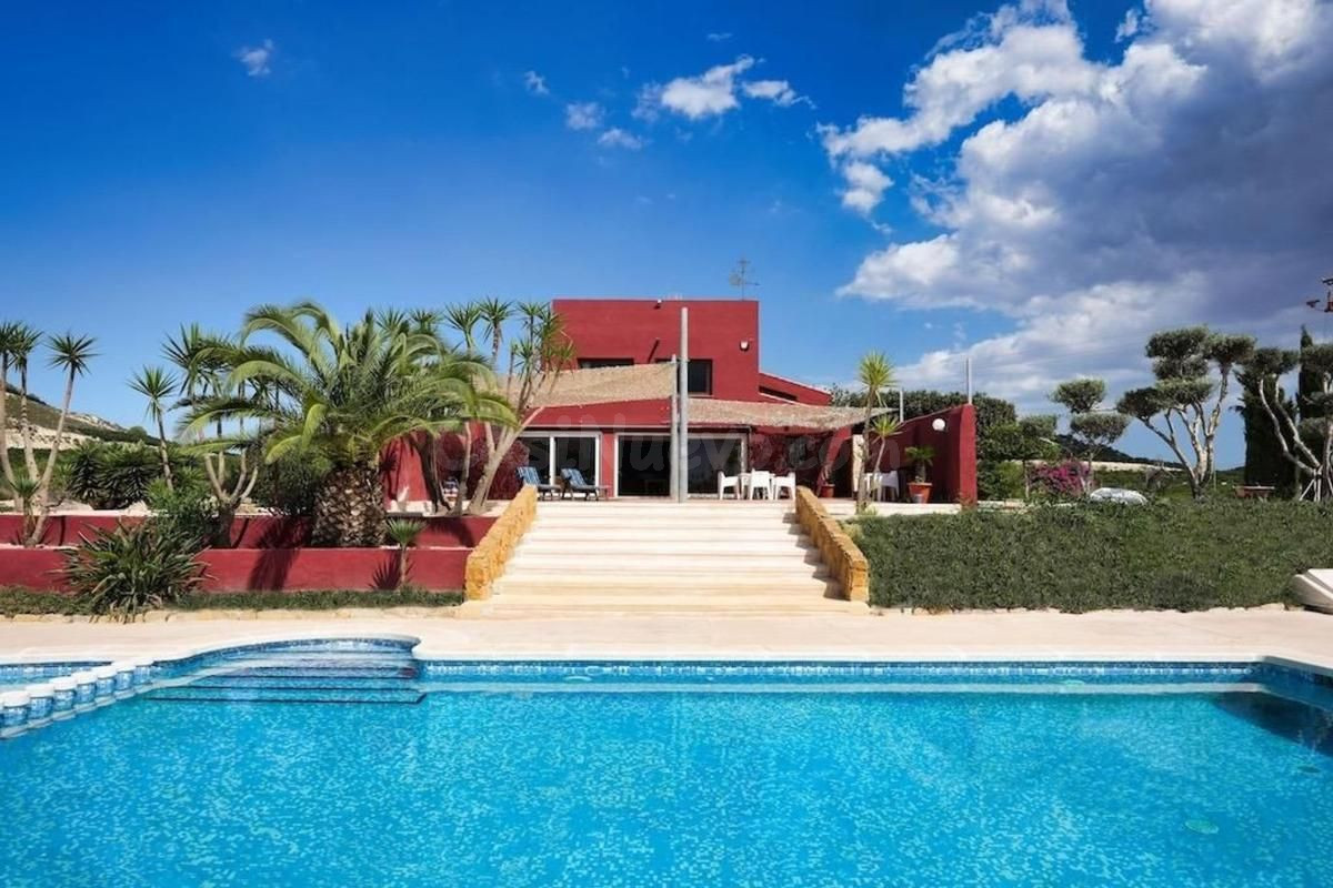 Villa 4 habitaciones 350m² en venta - Desamparados-Hurchillo-Torremendo