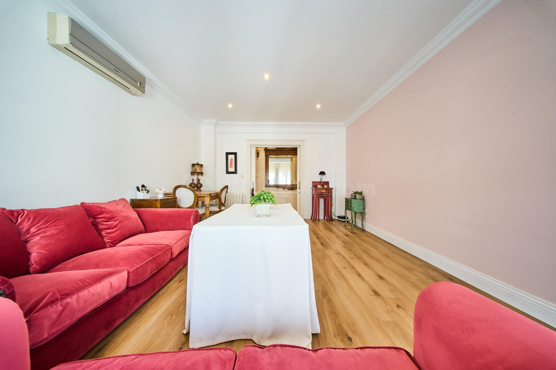 Piso en venta para entrar a vivir con reforma integral - foto 2