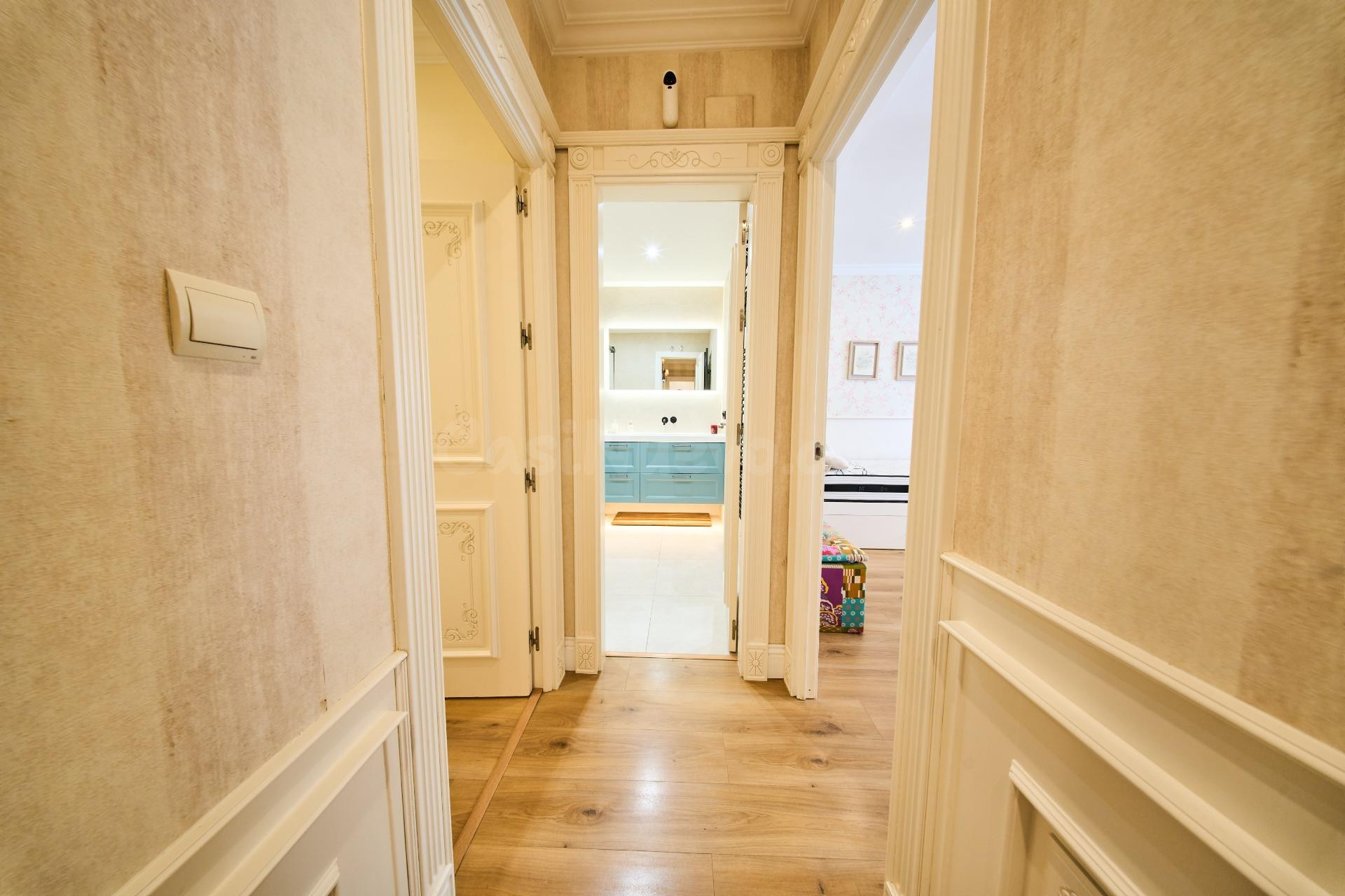 Piso en venta para entrar a vivir con reforma integral - foto 5