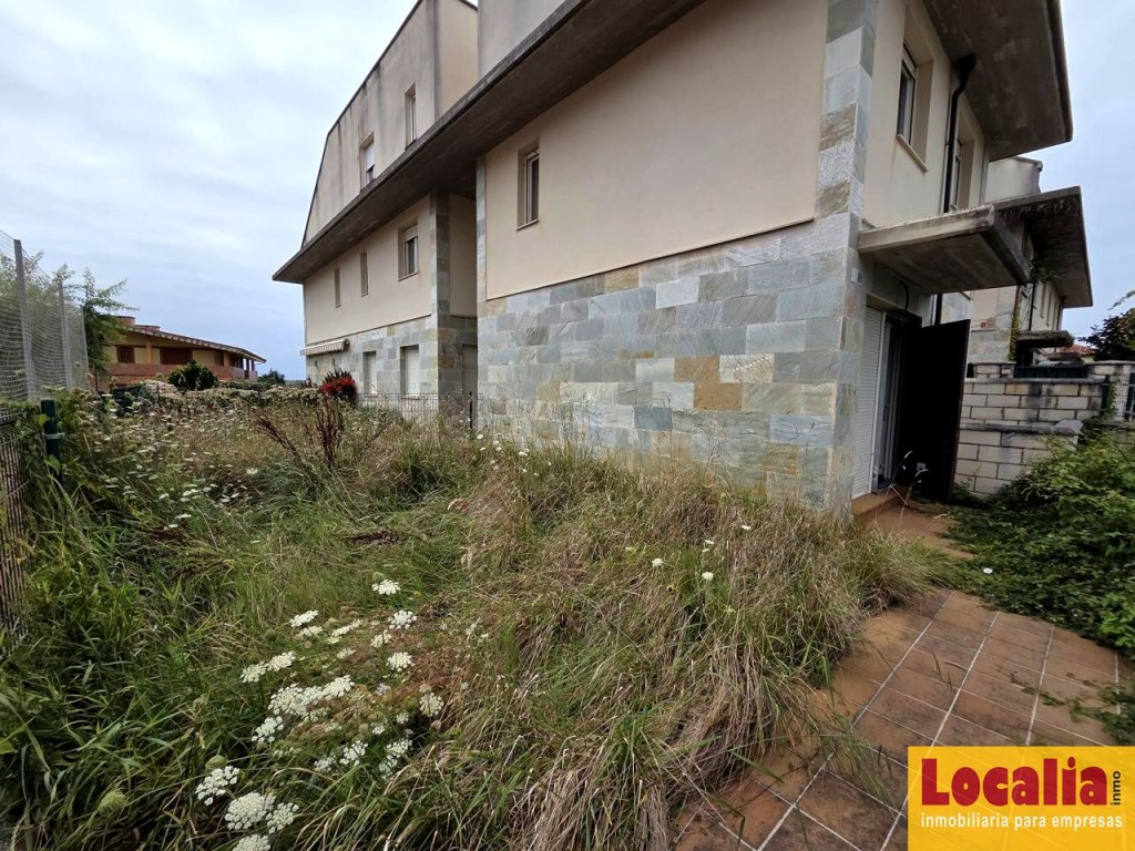 Chalet de VPO en venta, Oreña, Alfoz de Lloredo