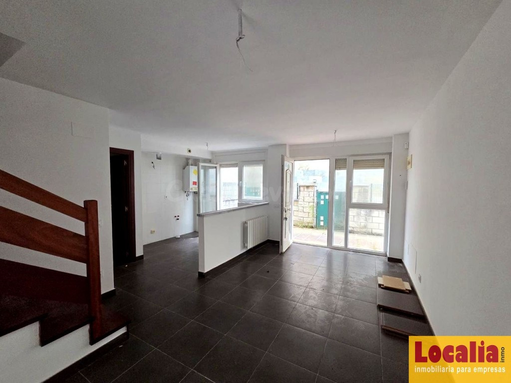 Chalet de VPO en venta, Oreña, Alfoz de Lloredo - foto 2