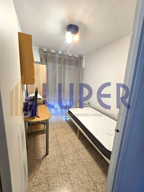 PISO EN VENTA EN SAN VICENTE, CERCA DE LA BIBLIOTECA Y LA PLAZA DE LOS LEONES - foto 5
