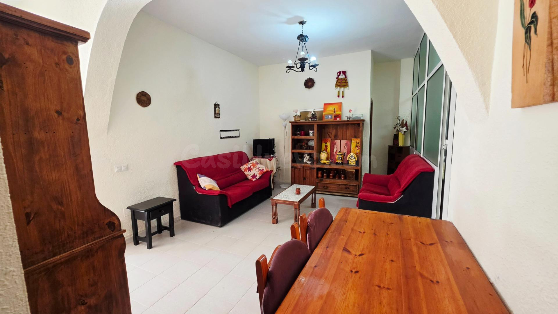 Casa mata en Benalmádena con 2 viviendas, 6 dormitorios y gr - foto 5