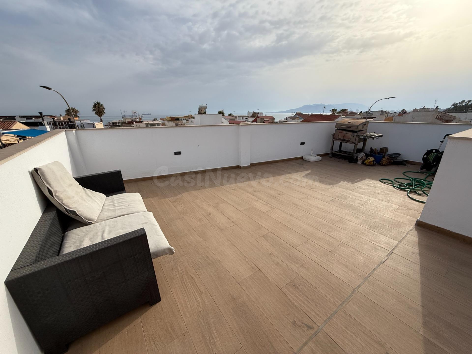 Piso moderno a 30m de la Playa de Pedregalejo, Málaga - foto 2