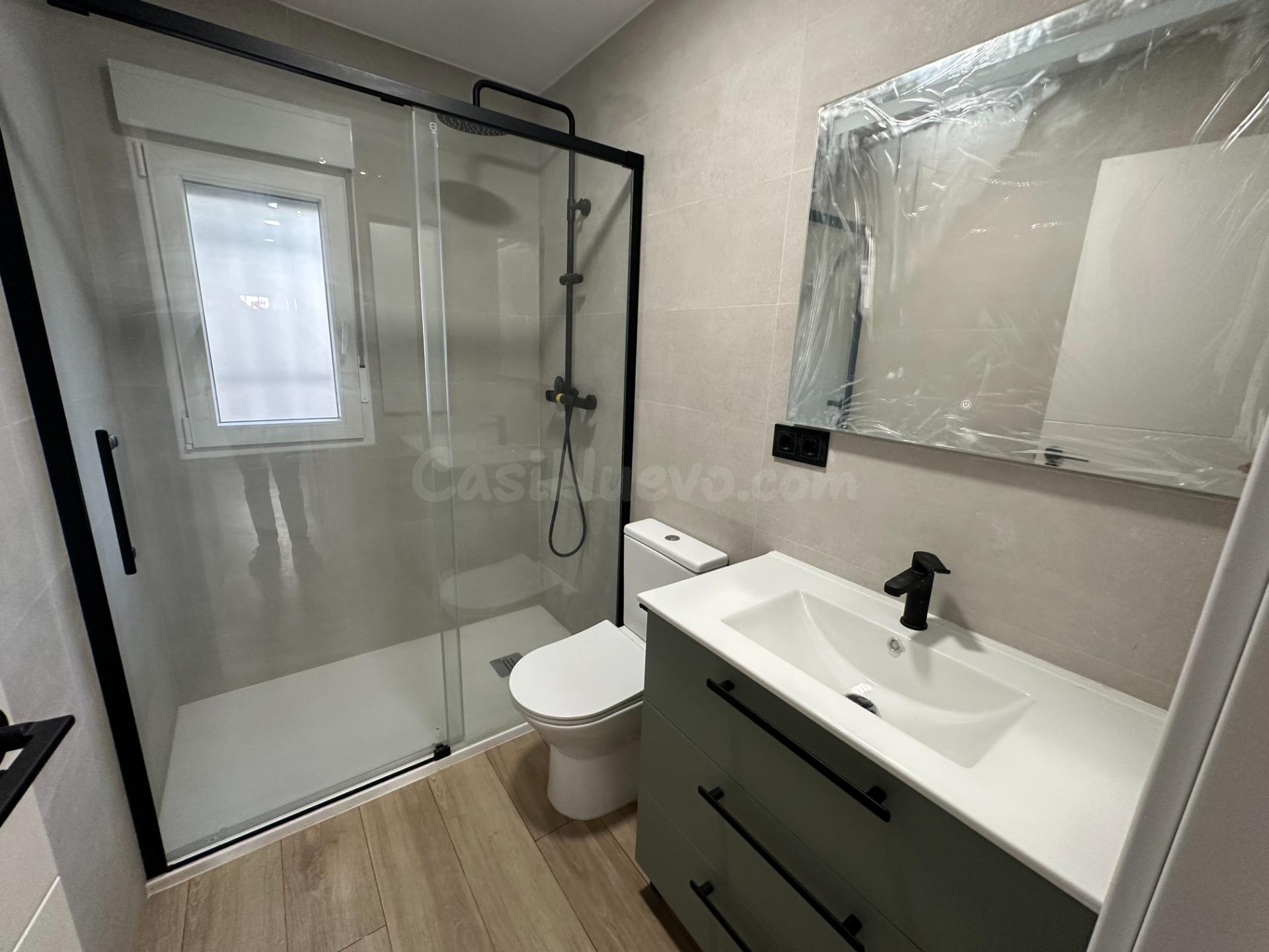 VENTA DE PISO TOTALMENTE REFORMADO, TODO EXTERIOR CON COCINA - foto 5