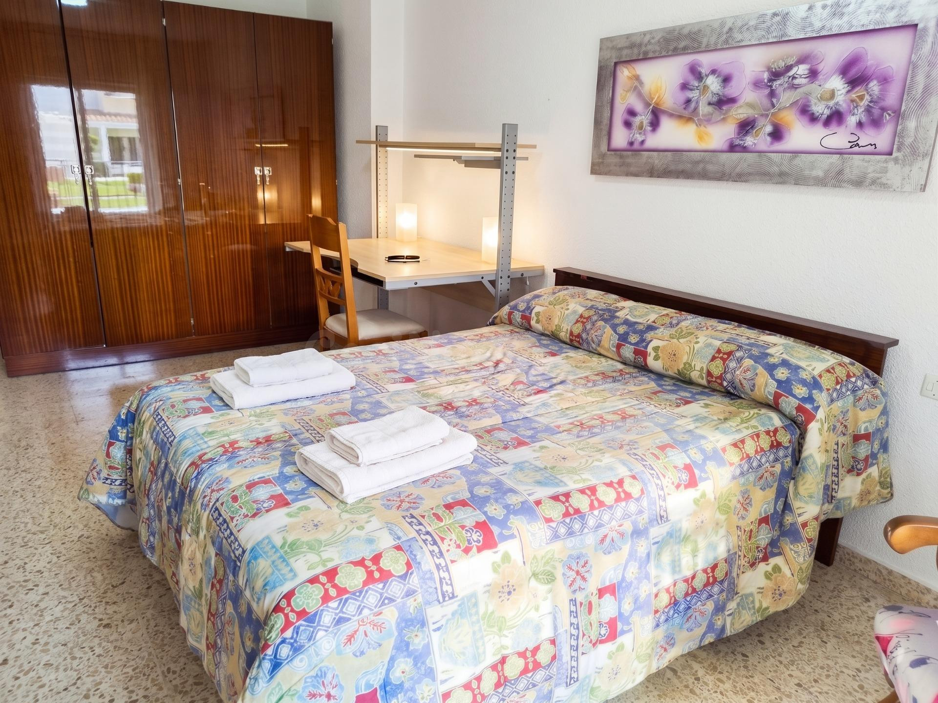 Piso para estudiantes en Zaidín-Vergeles | 3 habs, metro y luminoso (Granada)  | Ref: DLR00274