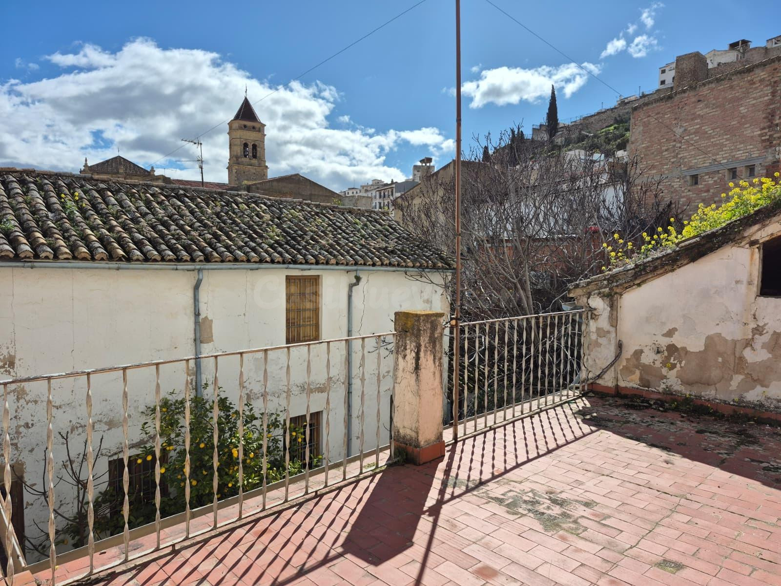 CASA IDEAL PARA INVERSORES EN EL CENTRO DE LOJA - foto 3