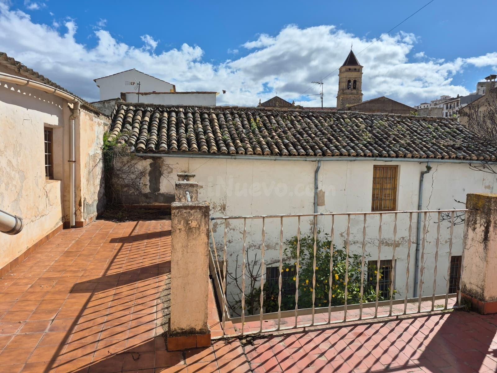 CASA IDEAL PARA INVERSORES EN EL CENTRO DE LOJA - foto 4