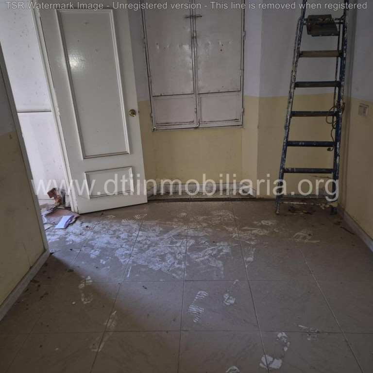SE VENDE EDIFICIO DE DOS PLANTAS LA PALMA DEL CONDADO - foto 4