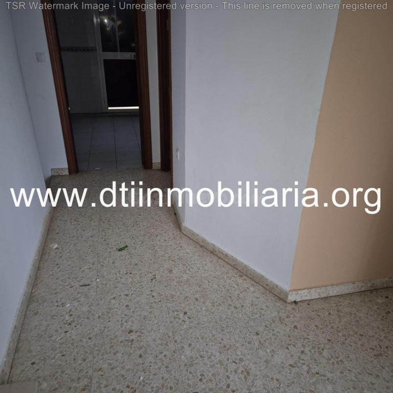 SE VENDE DUPLEX CON GARAJE - foto 4