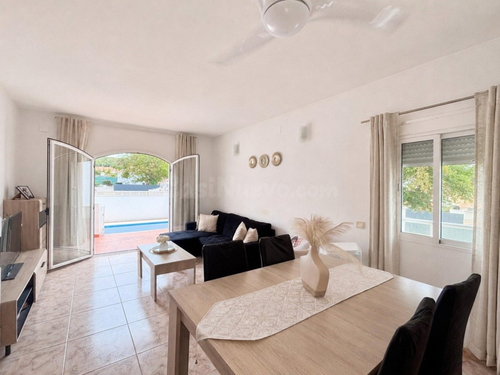 Vivienda con mucho encanto a 5' de la playa - foto 2