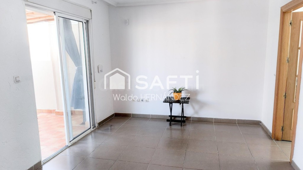 EL PISO QUE ESTÁS BUSCANDO EN EL CENTRO DE TORREVIEJA - foto 4