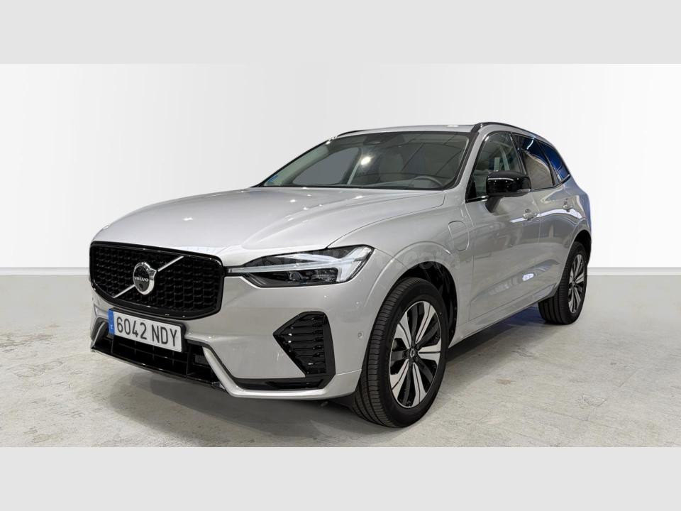 Volvo  XC60 Plus, T6 AWD Híbrido enchufable, Eléctrico/Gasolina, Dark, 50.900€