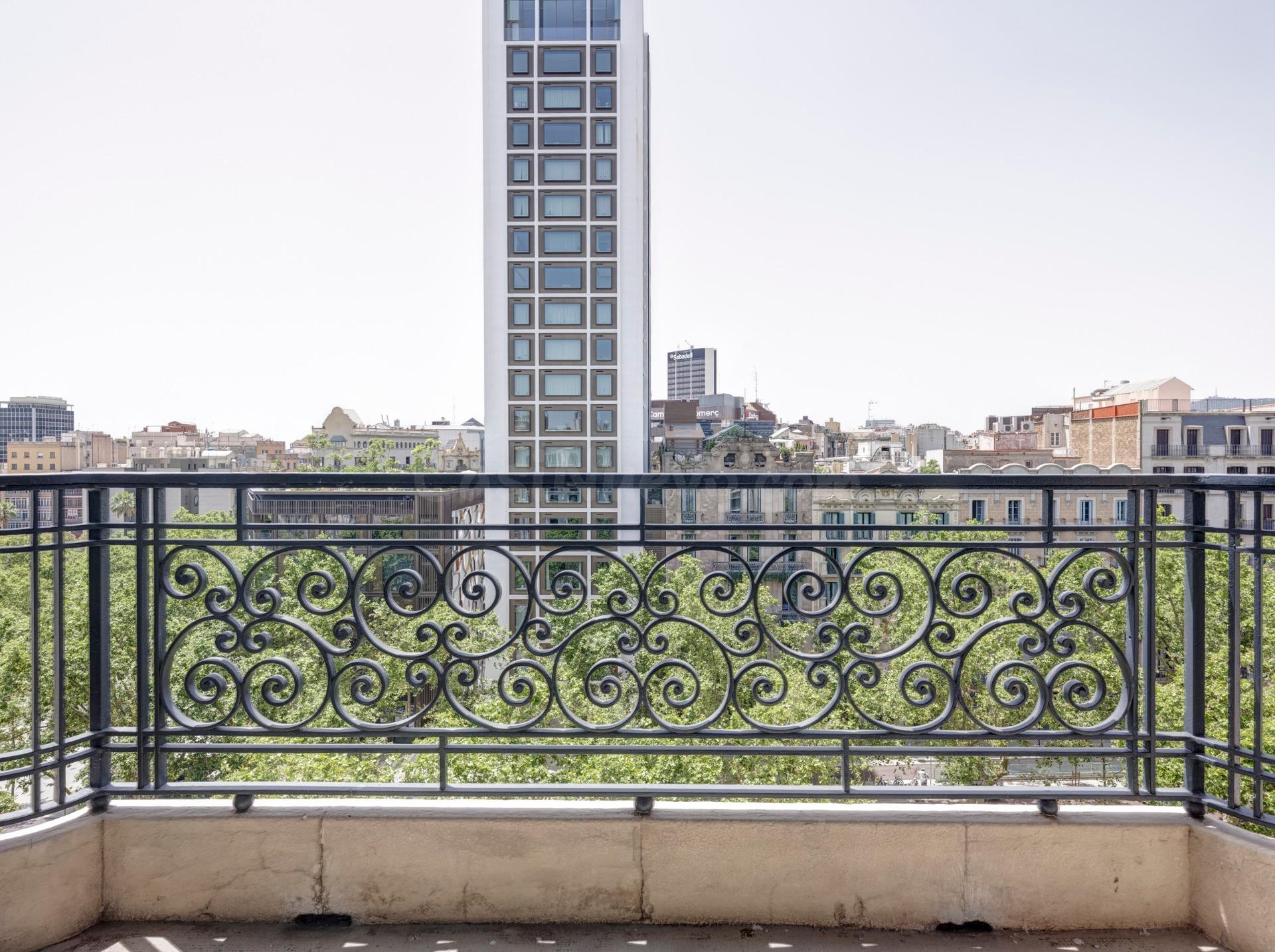 RESIDENCIA SEÑORIAL CON VISTAS PANORÁMICAS EN PASSEIG DE GRÀCIA - foto 5