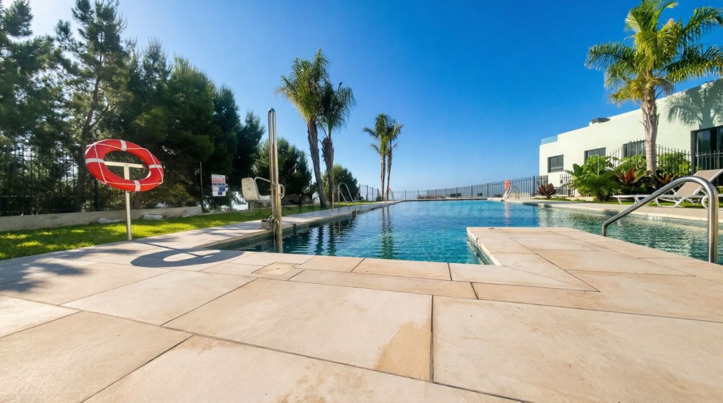 Apartamento en Venta en Benalmadena Málaga - foto 4
