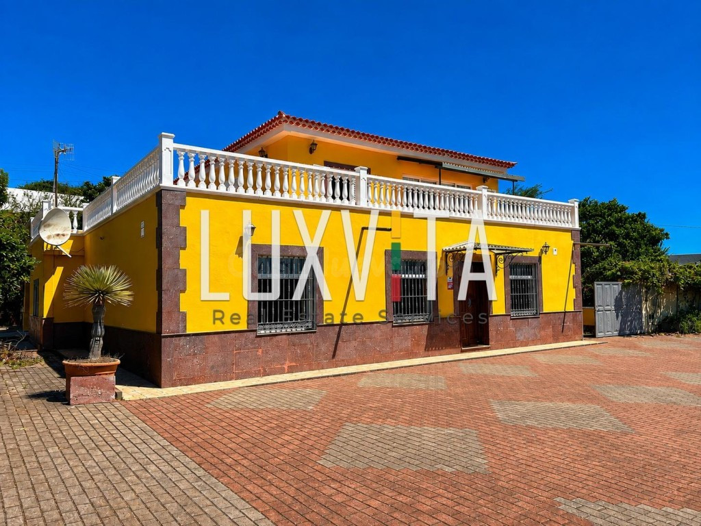 Casa independiente con 3.020 m2 de terreno en La Esperanza – - foto 3