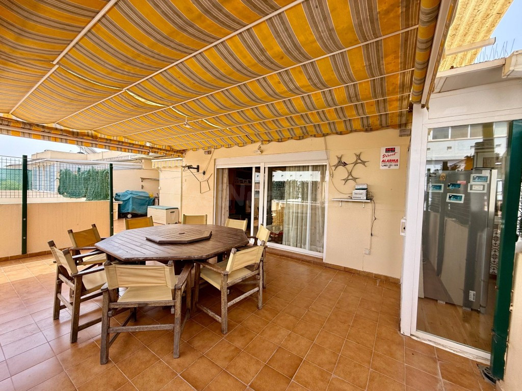 Espectacular ático con gran terraza, garaje, trastero y pisc